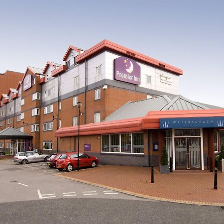 Premier Inn Manchester Old Trafford Salford  Eksteriør bilde