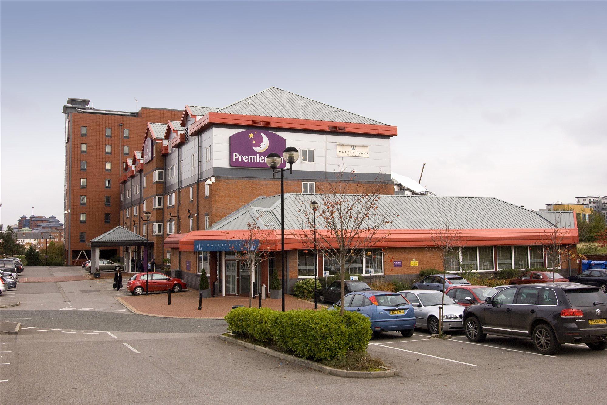 Premier Inn Manchester Old Trafford Salford  Eksteriør bilde